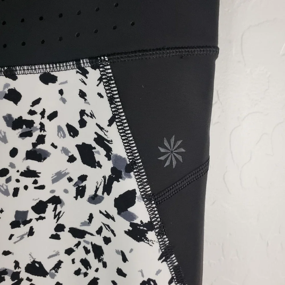 Athleta Leggings Women Small Petite Pants Black White Capri Animal Print Workout